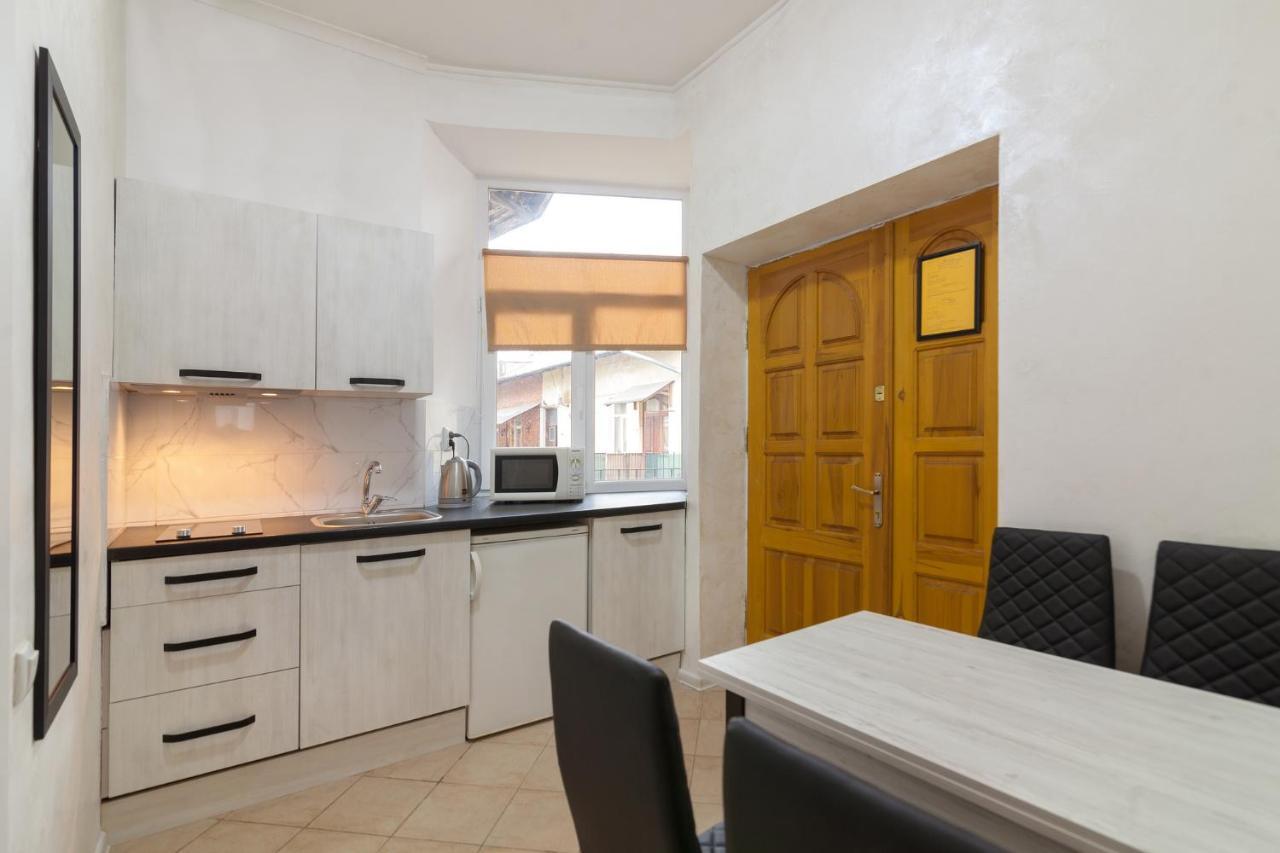 Leogrand Apartments Panteleimona Kulisha 27 Lvov Exteriér fotografie